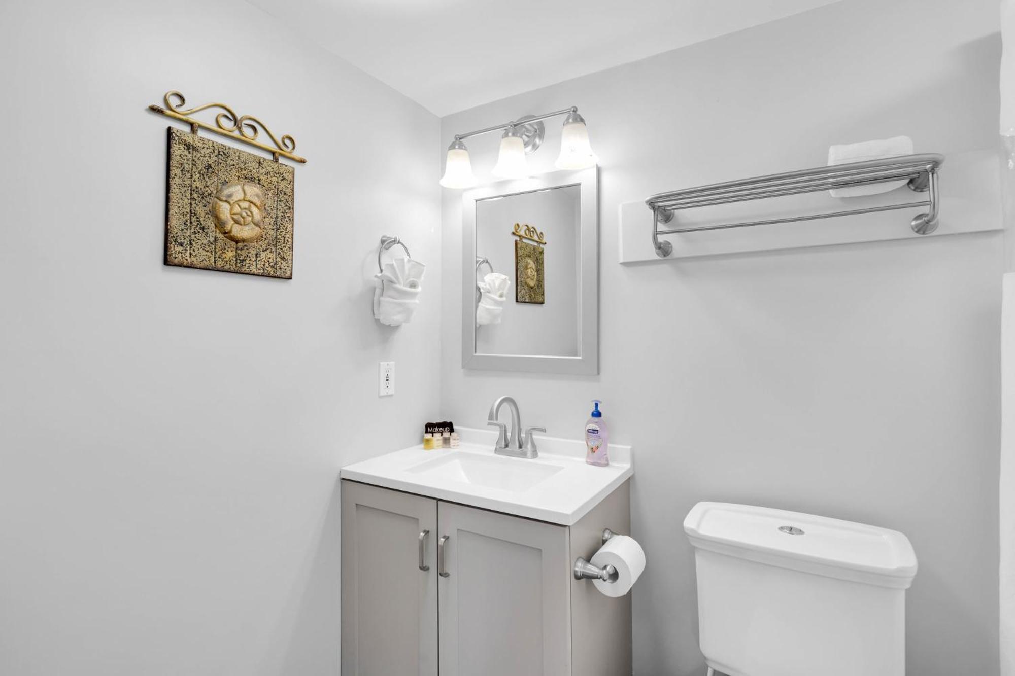 Aruba - Downtown Waterfront 2X2 Dock & Pool Pet-Friendly Villa Кей Уест Екстериор снимка